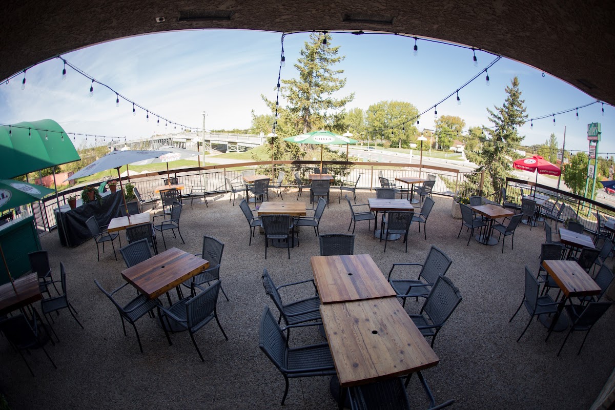 Gaffer's Restaurant & Lounge